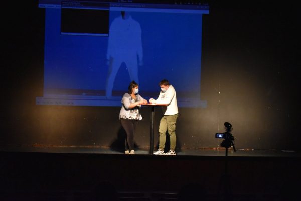 Présentation d'une pièce de théâtre par les élèves de 2nde  CAMPUS